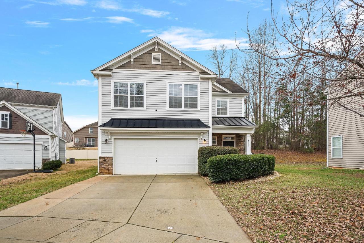 Stylish 4B 3B -King Bed- Jacuzzi Charlotte Exterior foto
